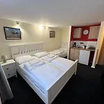 Séjour chez l'habitant Airportpark *