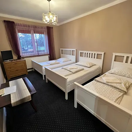 Noclegi Airportpark Homestay *