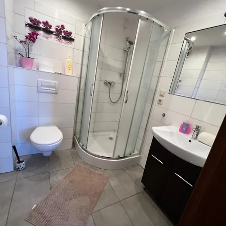 Noclegi Airportpark Homestay