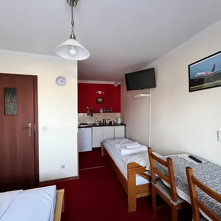 Privatunterkunft Noclegi Airportpark Pyrzowice