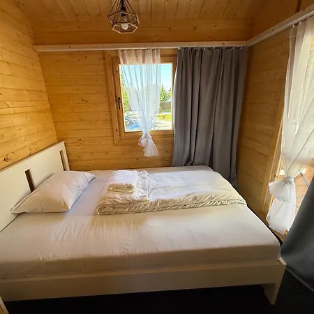 Homestay Noclegi Airportpark Pyrzowice