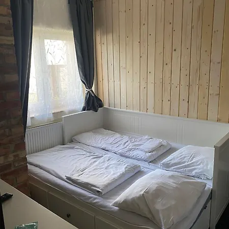 Noclegi Airportpark Homestay Pyrzowice