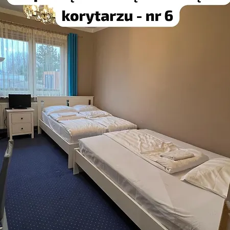 Noclegi Airportpark Homestay *