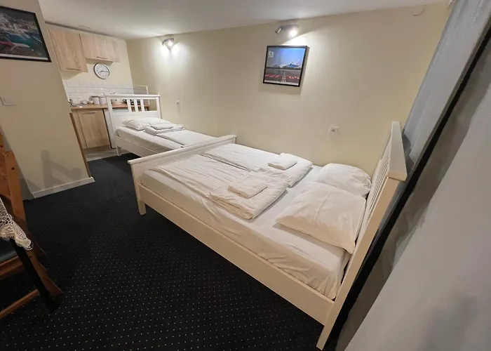 Airportpark منزل للإقامة *