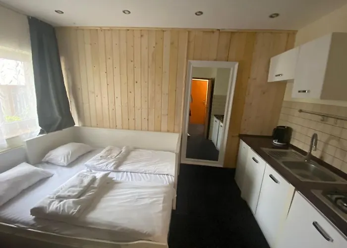 בית אירוח Airportpark